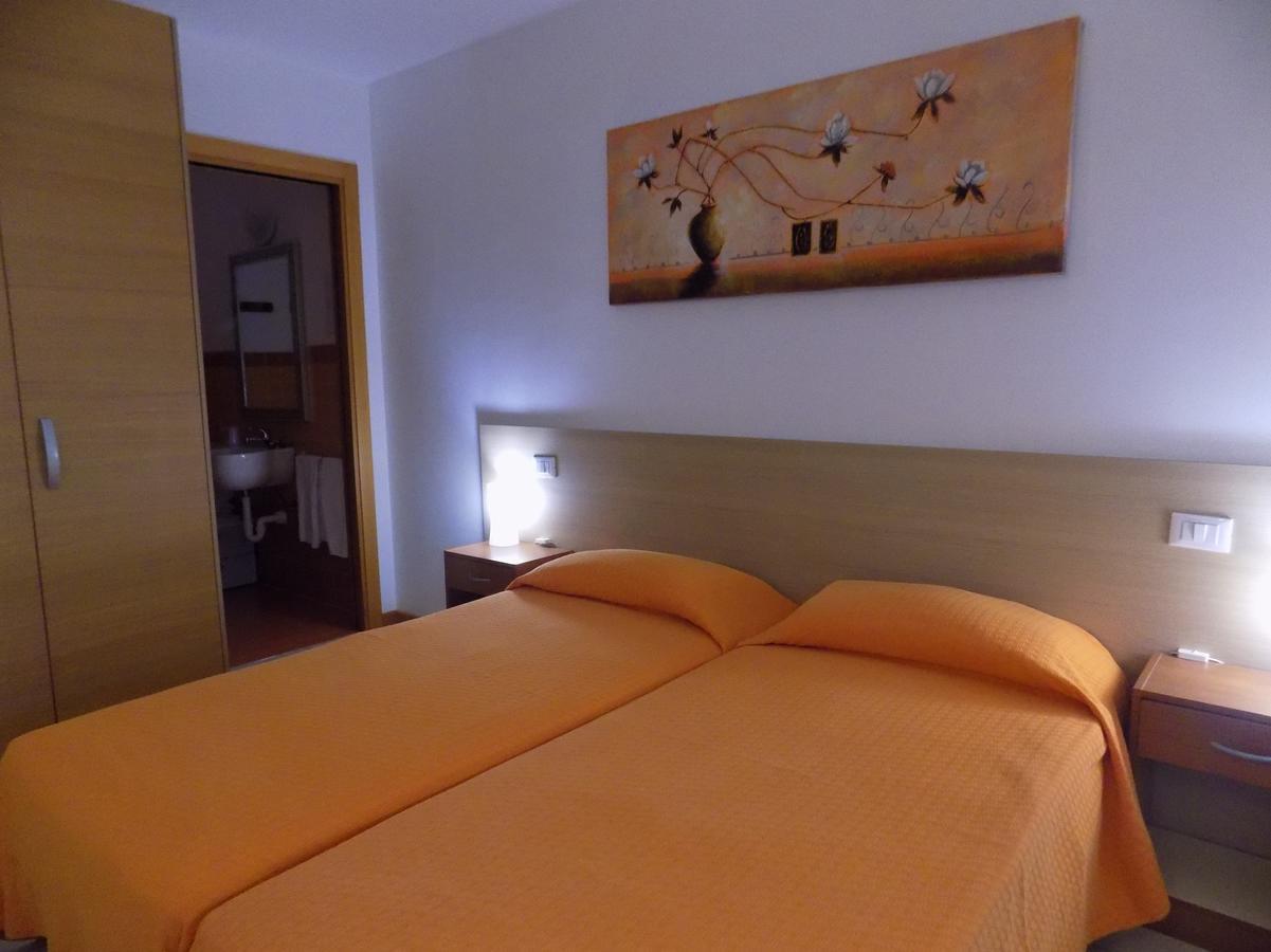 Hotel Residence Sole Fontanafredda Zewnętrze zdjęcie